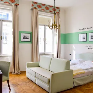 Pension Riedl 3*, Vienna Austria